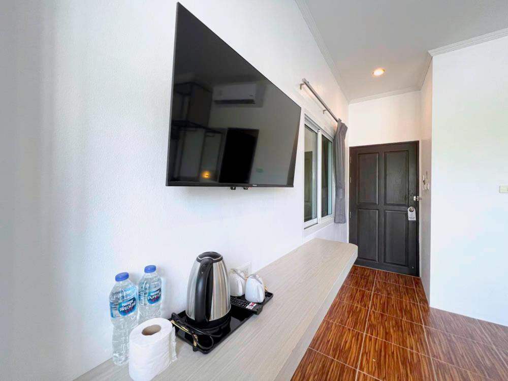 88 House Patong 호텔 외부 사진